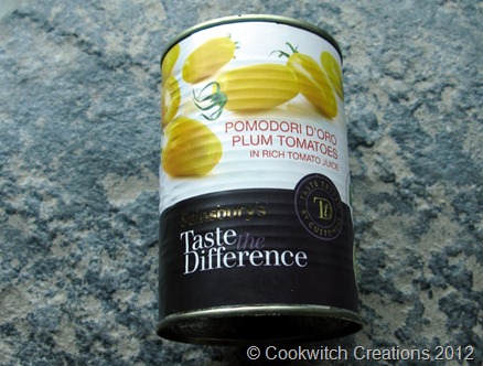 Tinned yellow tomatoes