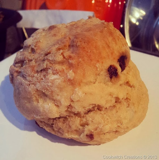 Vanilla and sultana scone