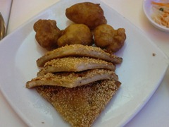 Sesame toast and notpork balls